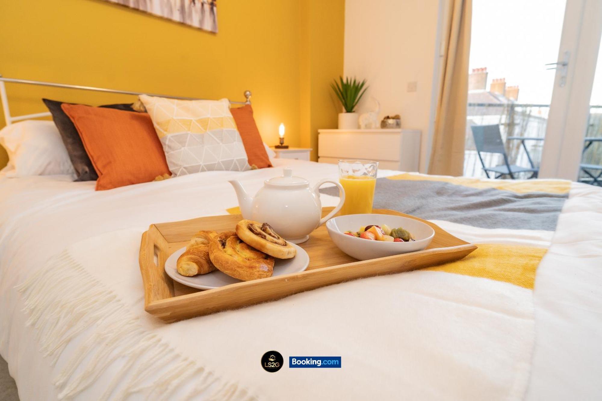 Spacious 2 Bedroom Apt By Ls2G Short Lets & Serviced Accommodation Greater London With Free Wifi Exterior photo